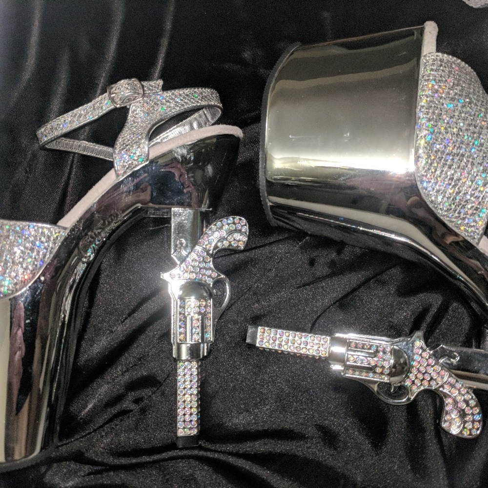 Chrome mirror platforms